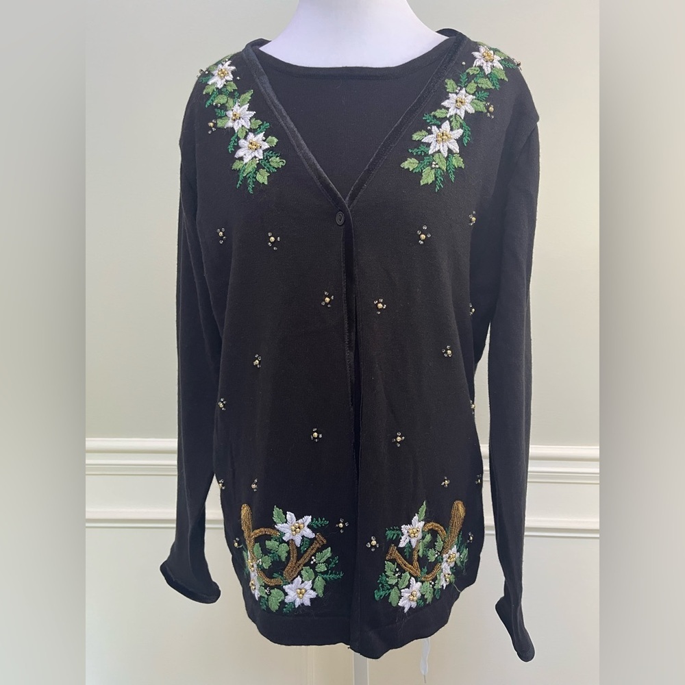 Victoria Jones White Poinsettia Cardigan M